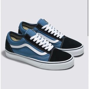 Vans Old Skool Blue suede sneakers. Multiple Sizes